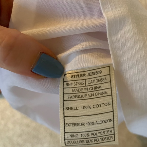 DONATED 🌸 Layered strapless white fit and flare dress - Picture 7 of 8